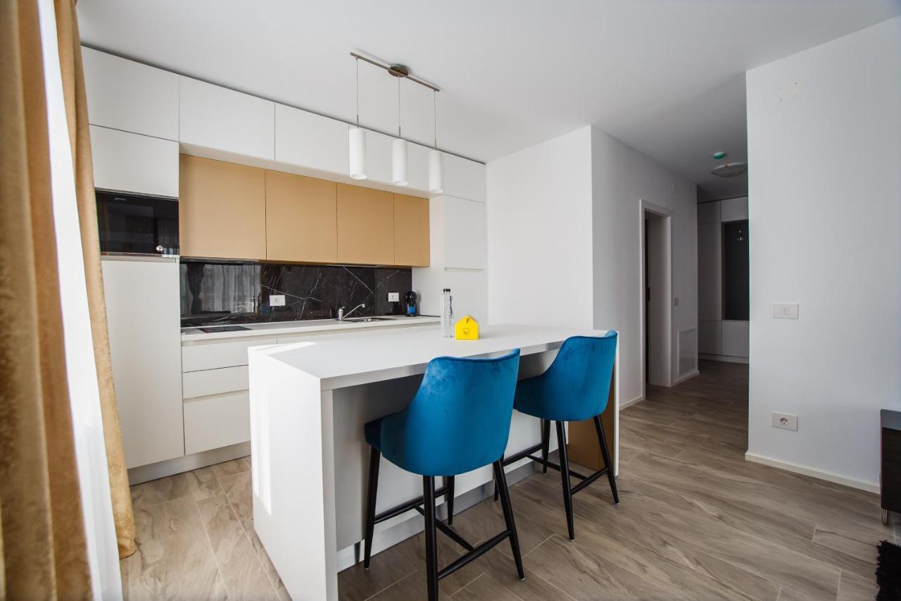 No. 10 - The Penthouse In Center * Oradea